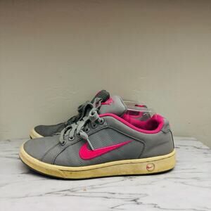 Nike Court Tradition II Gray And Pink Sneakers Women’s Size 9